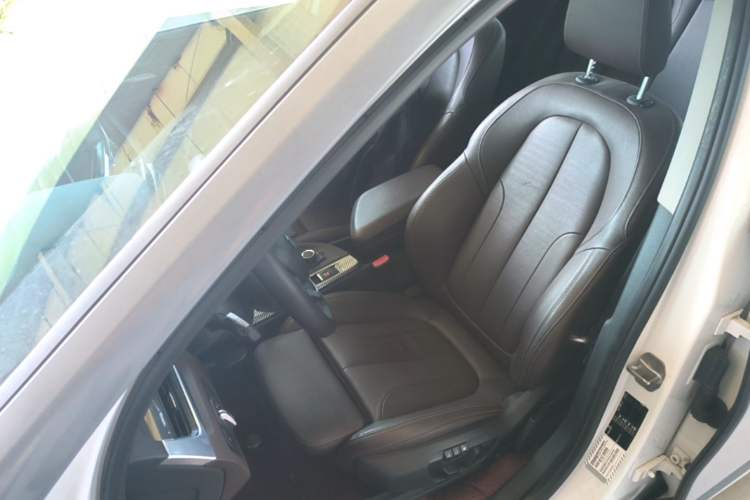 Used BMW X1 2019 sDrive18Li Premium Edition Left Front Seat