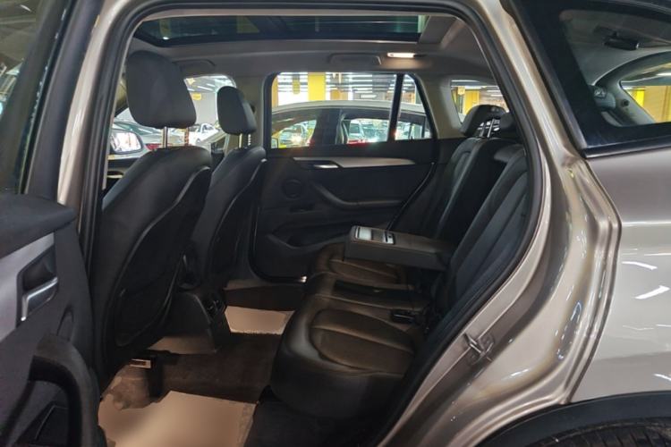 Used BMW X1 2019 sDrive18Li Fashion Model Left Rear Seat