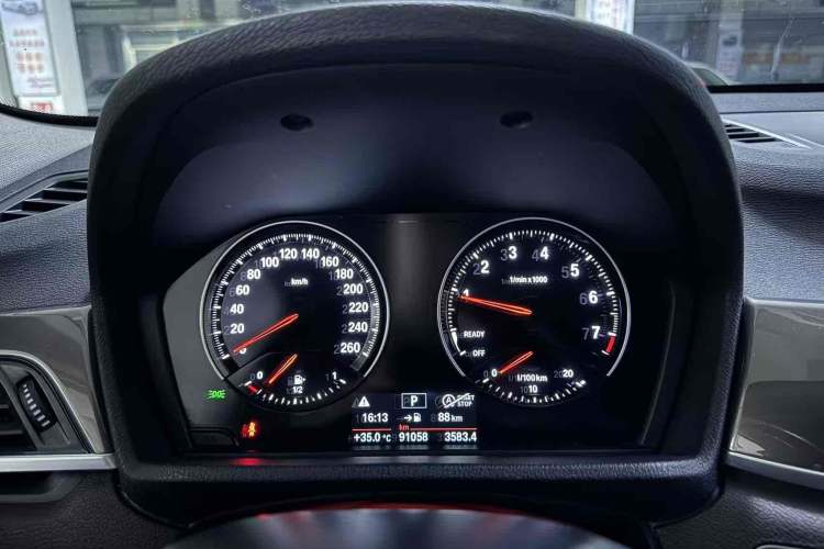 Used BMW X1 2019 sDrive18Li Premium Edition Odometer Close Up