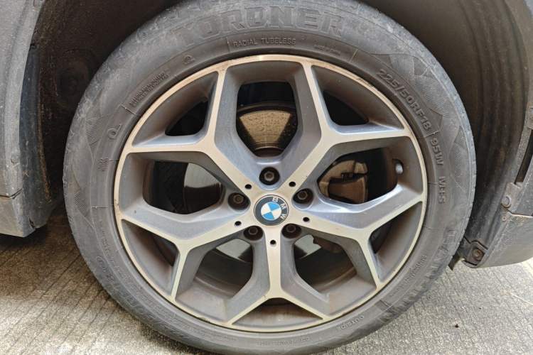 Used BMW X1 2019 sDrive18Li Premium Edition Right Front Wheel Hub