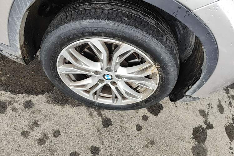 Used BMW X1 2019 sDrive20Li Leading Model Right Front Wheel Hub