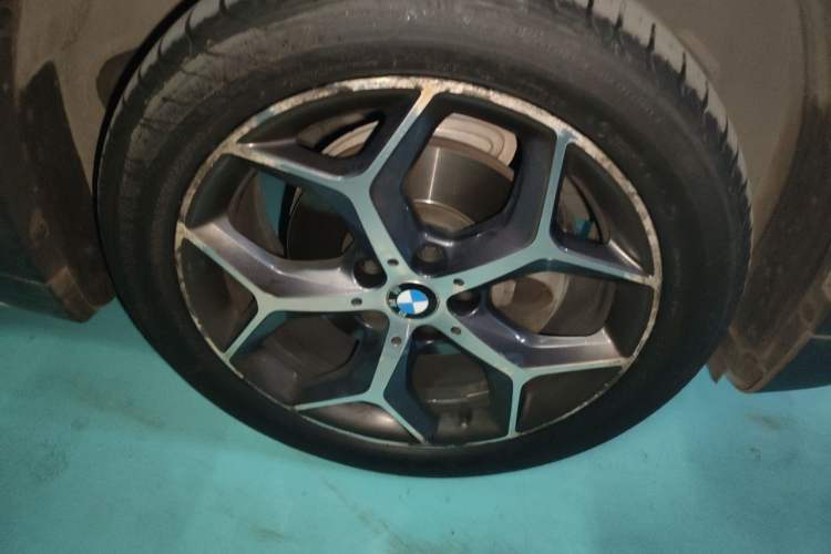 Used BMW X1 2019 sDrive18Li Premium Edition Right Front Wheel Hub