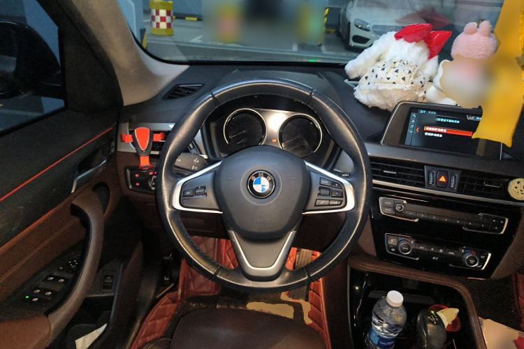 Used BMW X1 2019 sDrive18Li Premium Edition Steering Wheel