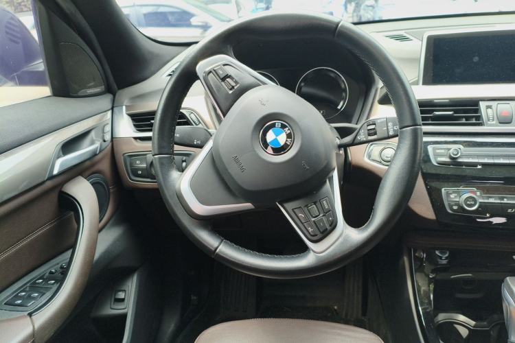Used BMW X1 2019 xDrive20Li Luxury Model Steering Wheel