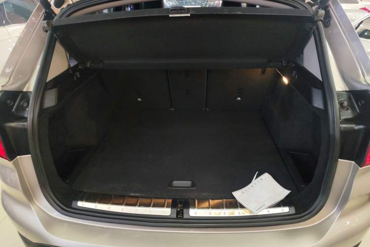 Used BMW X1 2019 sDrive18Li Fashion Model Trunk
