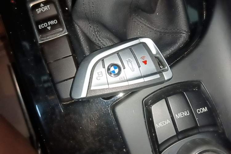 Used BMW X1 2019 sDrive18Li Premium Edition Vehicle Key