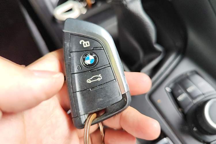 Used BMW X1 2019 sDrive20Li Leading Model Vehicle Key