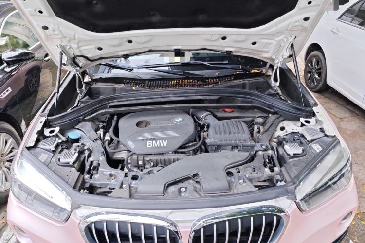 Used BMW X1 2019 sDrive18Li Premium Edition Engine Bay