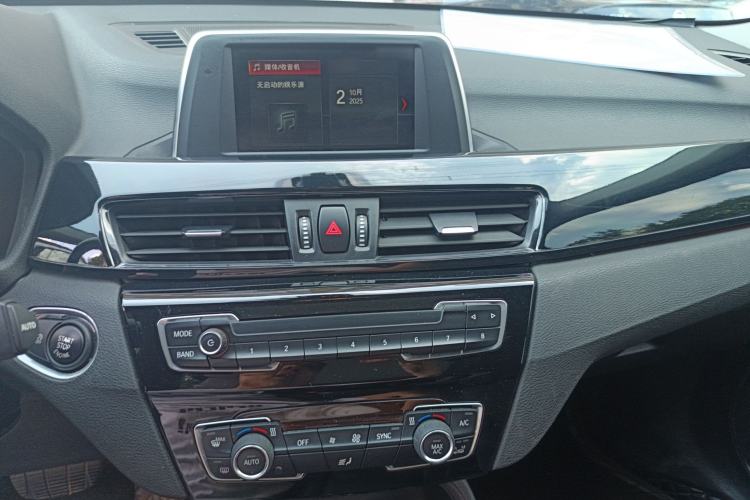 Used BMW X1 2019 sDrive20Li Leading Model Audio And AC Panel