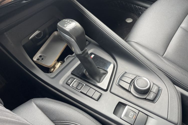 Used BMW X1 2019 sDrive20Li Leading Model Interior 1