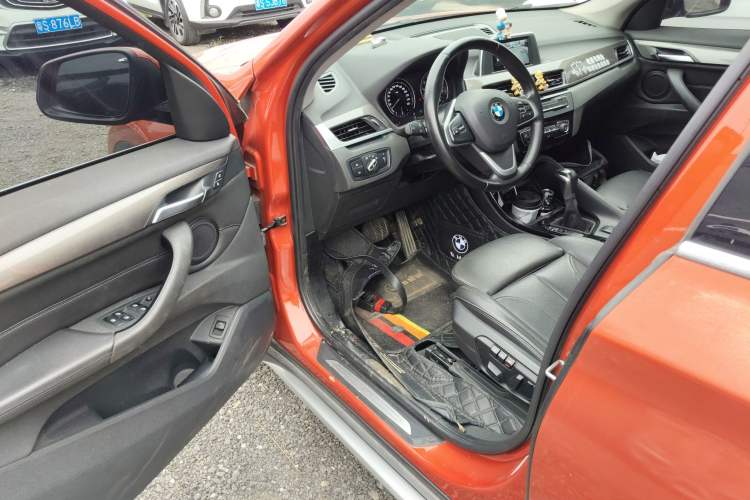 Used BMW X1 2019 sDrive18Li Premium Edition Driver Seat