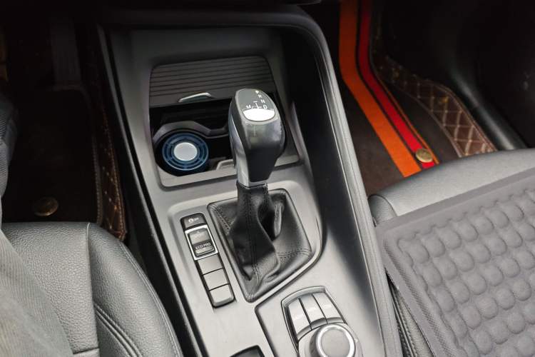 Used BMW X1 2019 sDrive20Li Leading Model Gear Lever