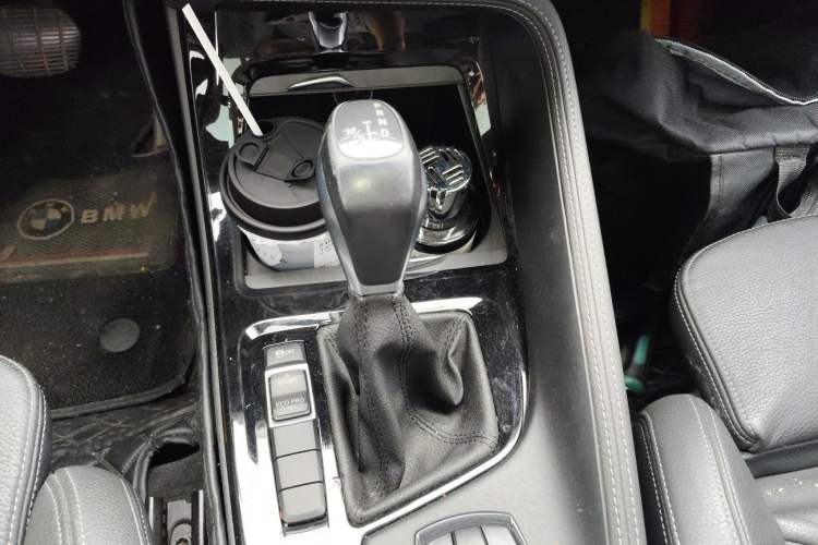 Used BMW X1 2019 sDrive18Li Premium Edition Gear Lever