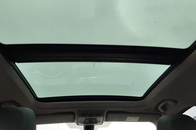 Used BMW X1 2019 sDrive18Li Premium Edition Headliner