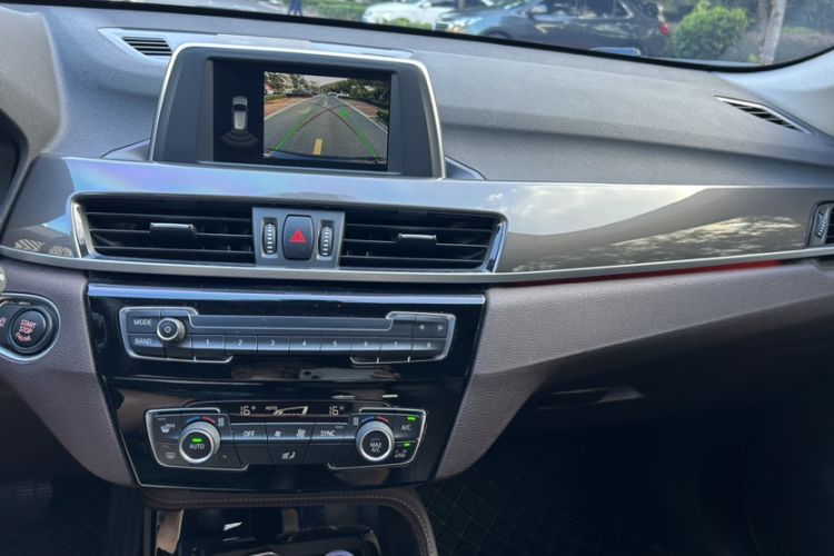 Used BMW X1 2019 sDrive18Li Premium Edition Interior 6