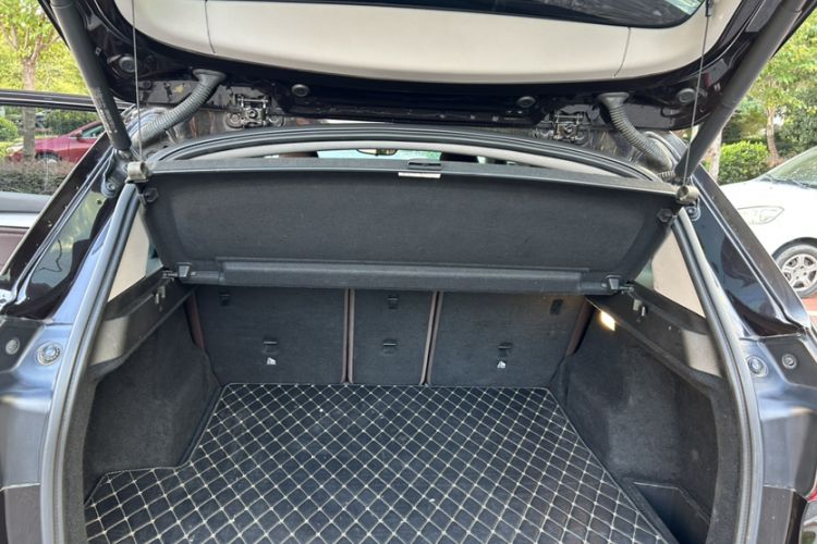 Used BMW X1 2019 sDrive18Li Premium Edition Trunk