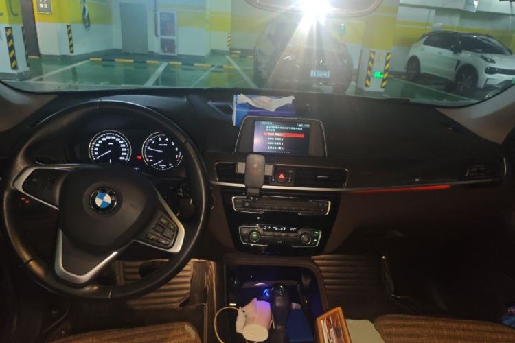 Used BMW X1 2019 sDrive18Li Premium Edition Center Console