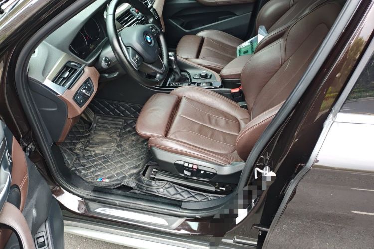 Used BMW X1 2019 sDrive18Li Premium Edition Driver Seat