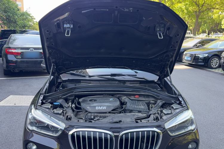 Used BMW X1 2019 sDrive18Li Premium Edition Engine Bay