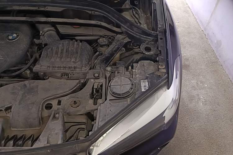 Used BMW X1 2019 sDrive18Li Fashion Model Engine Bay Left