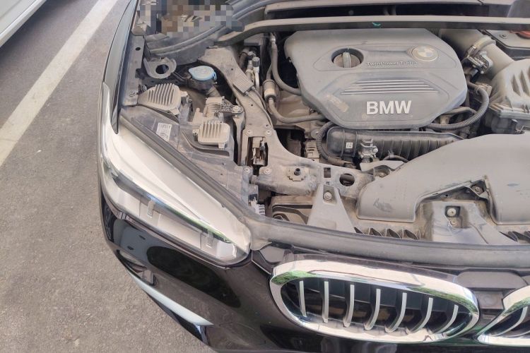 Used BMW X1 2019 sDrive18Li Premium Edition Engine Bay Right