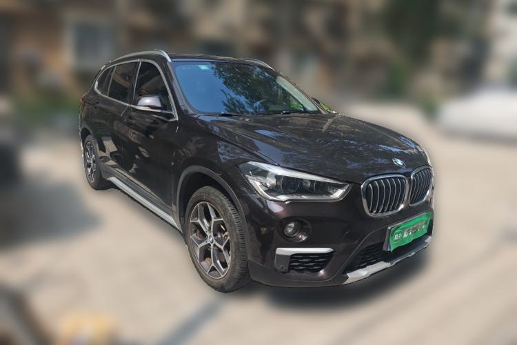 Used BMW X1 2019 xDrive20Li Luxury Edition Front Right 45 Deg