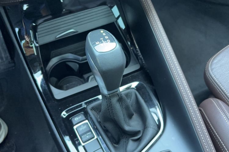 Used BMW X1 2019 sDrive18Li Premium Edition Gear Lever