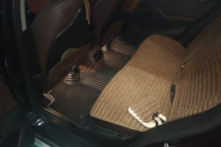 Used BMW X1 2019 sDrive18Li Premium Edition Left Rear Seat