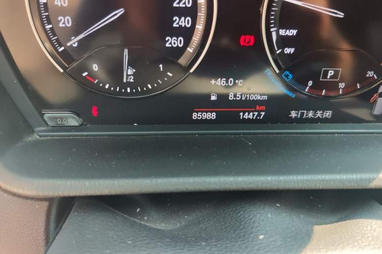 Used BMW X1 2019 xDrive20Li Luxury Edition Odometer Close Up