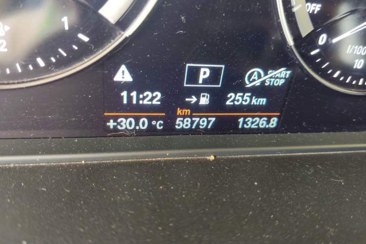 Used BMW X1 2019 sDrive18Li Premium Edition Odometer Close Up