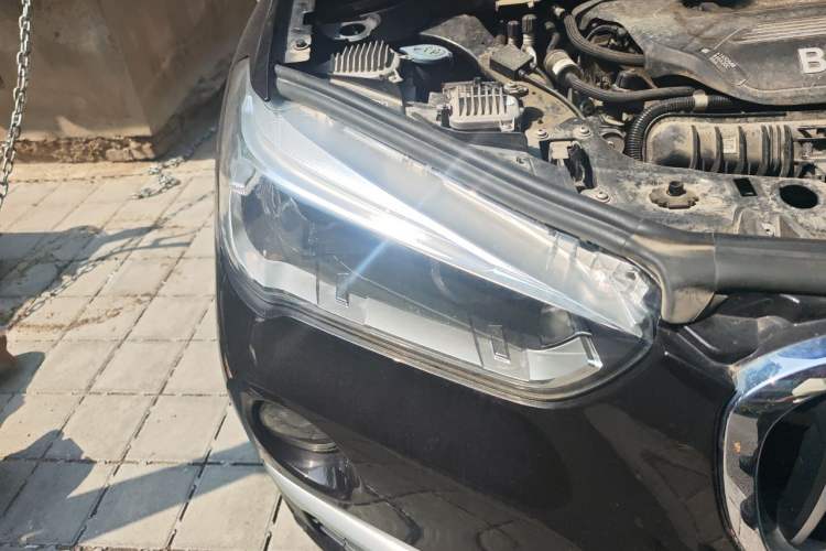 Used BMW X1 2019 xDrive20Li Luxury Edition Right Front Headlight