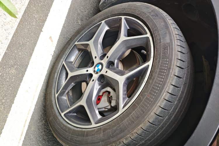 Used BMW X1 2019 sDrive18Li Premium Edition Right Front Wheel Hub