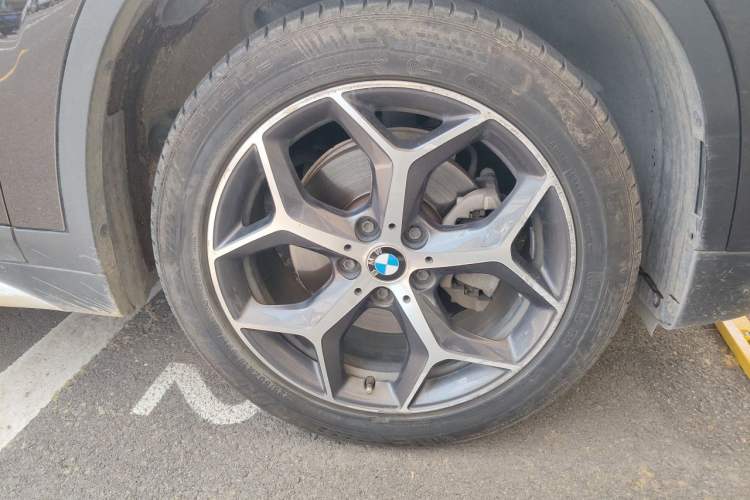 Used BMW X1 2019 sDrive18Li Premium Edition Right Front Wheel Hub