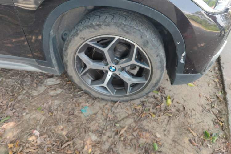 Used BMW X1 2019 sDrive18Li Premium Edition Right Front Wheel Hub