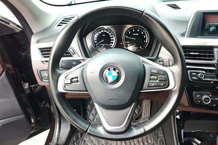 Used BMW X1 2019 sDrive18Li Premium Edition Steering Wheel