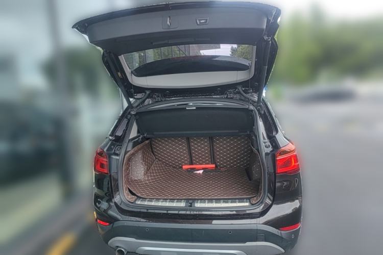Used BMW X1 2019 sDrive18Li Premium Edition Trunk