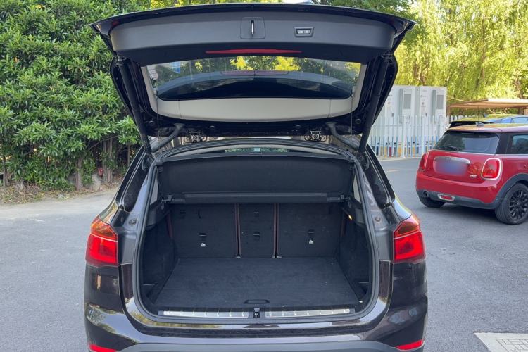 Used BMW X1 2019 sDrive18Li Premium Edition Trunk