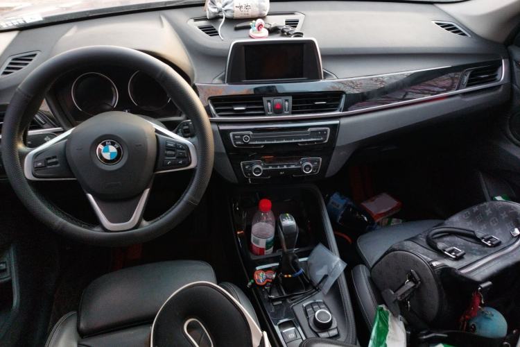 Used BMW X1 2019 sDrive18Li Premium Edition Center Console