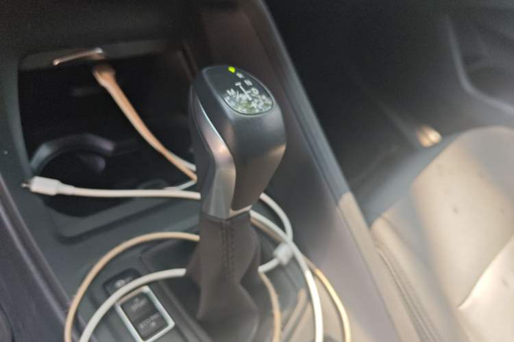 Used BMW X1 2019 sDrive20Li Leading Model Gear Lever