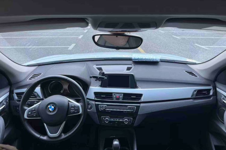 Used BMW X1 2019 sDrive20Li Leading Model Interior 5