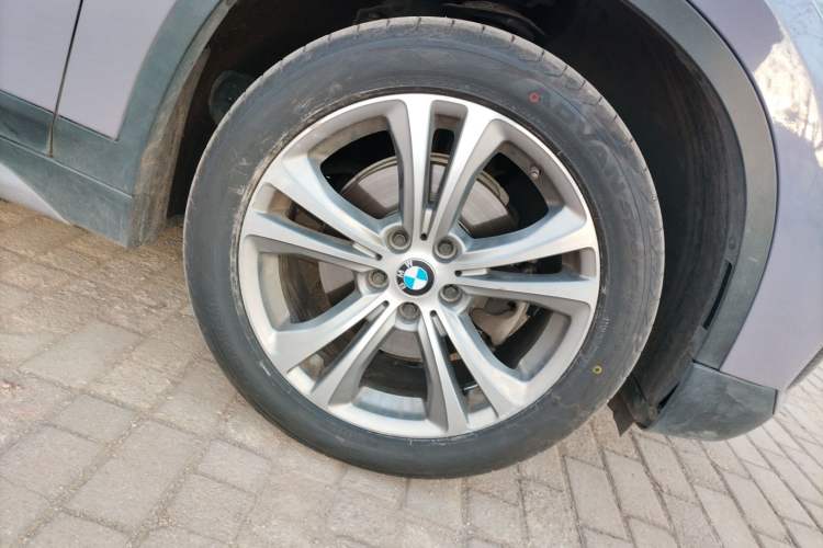 Used BMW X1 2019 sDrive18Li Premium Edition Right Front Wheel Hub