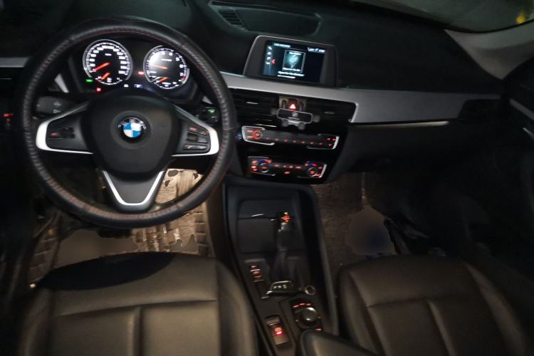 Used BMW X1 2019 sDrive20Li Leading Model Center Console