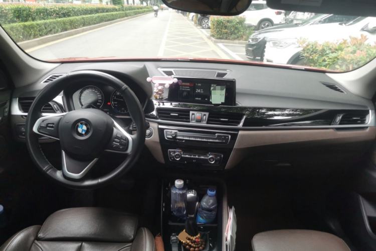 Used BMW X1 2019 xDrive20Li Luxury Model Center Console