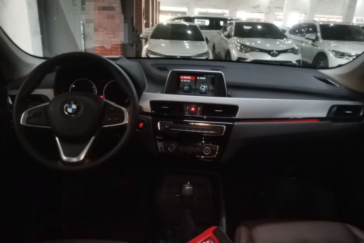 Used BMW X1 2019 sDrive20Li Leading Model Center Console