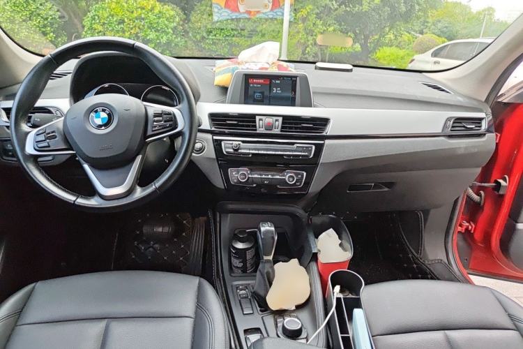 Used BMW X1 2019 sDrive20Li Leading Model Center Console