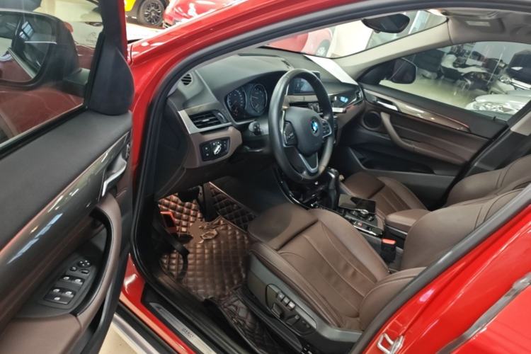 Used BMW X1 2019 sDrive18Li Premium Edition Driver Seat