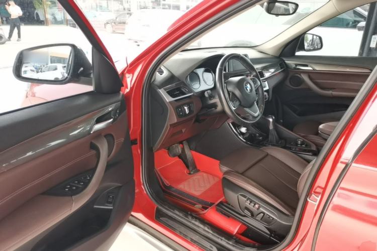 Used BMW X1 2019 sDrive18Li Premium Edition Driver Seat