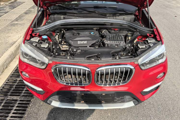 Used BMW X1 2019 sDrive18Li Premium Edition Engine Bay