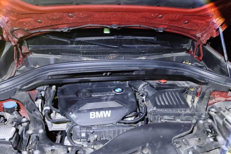 Used BMW X1 2019 sDrive18Li Premium Edition Engine Bay