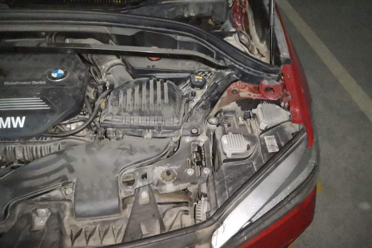 Used BMW X1 2019 sDrive20Li Leading Model Engine Bay Left